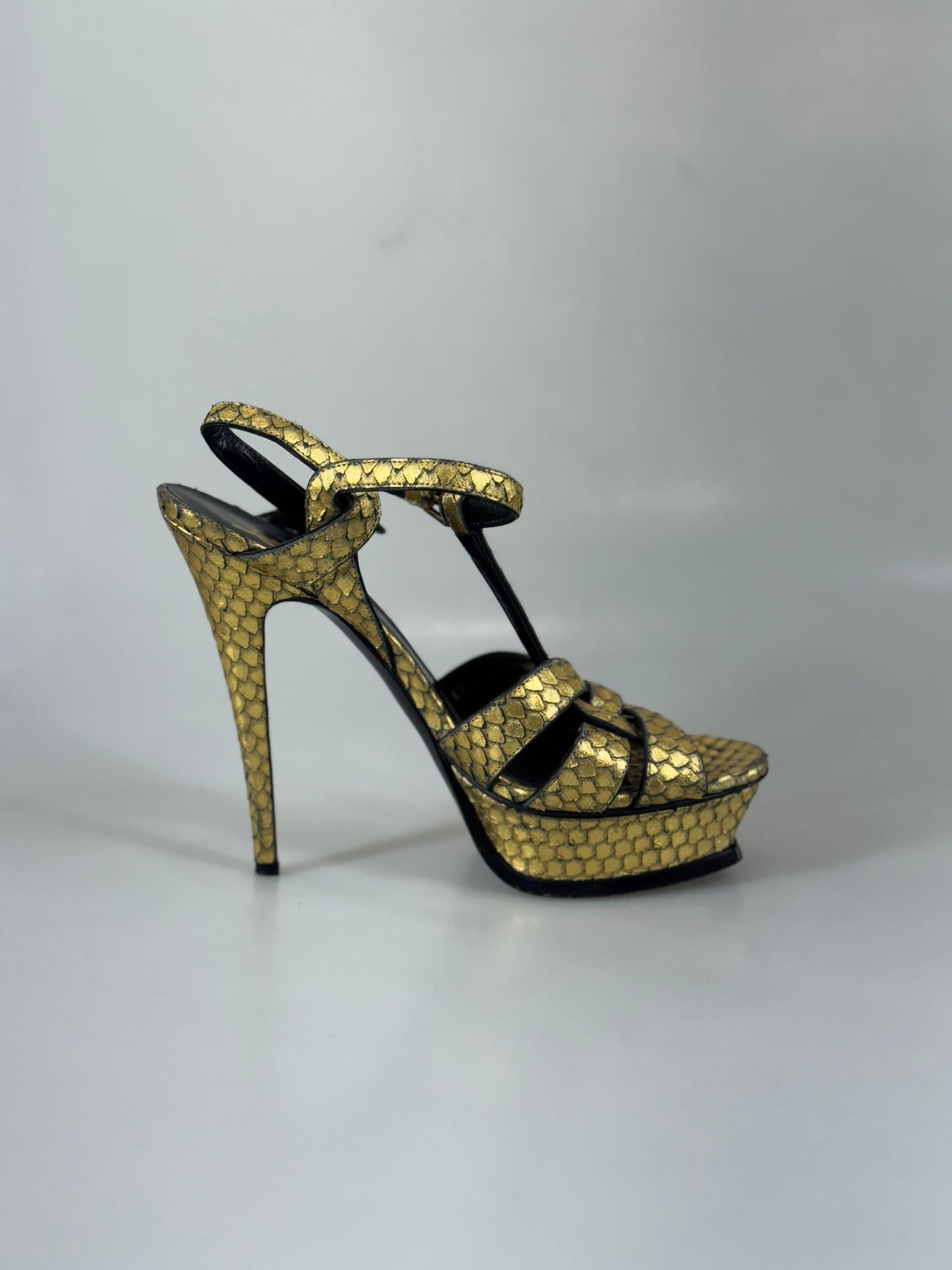 Yves Saint Laurent Tribute sandaletter 39,5 SV14681