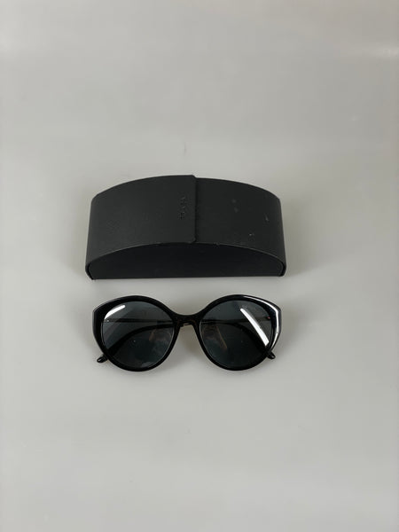 Solglasögon Prada SV11635