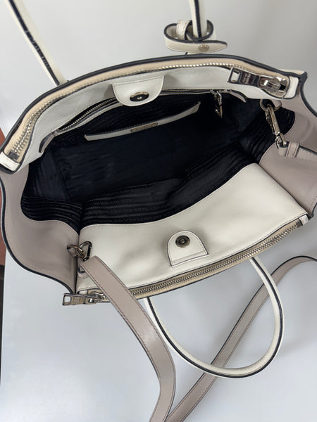 Prada väska SV14878