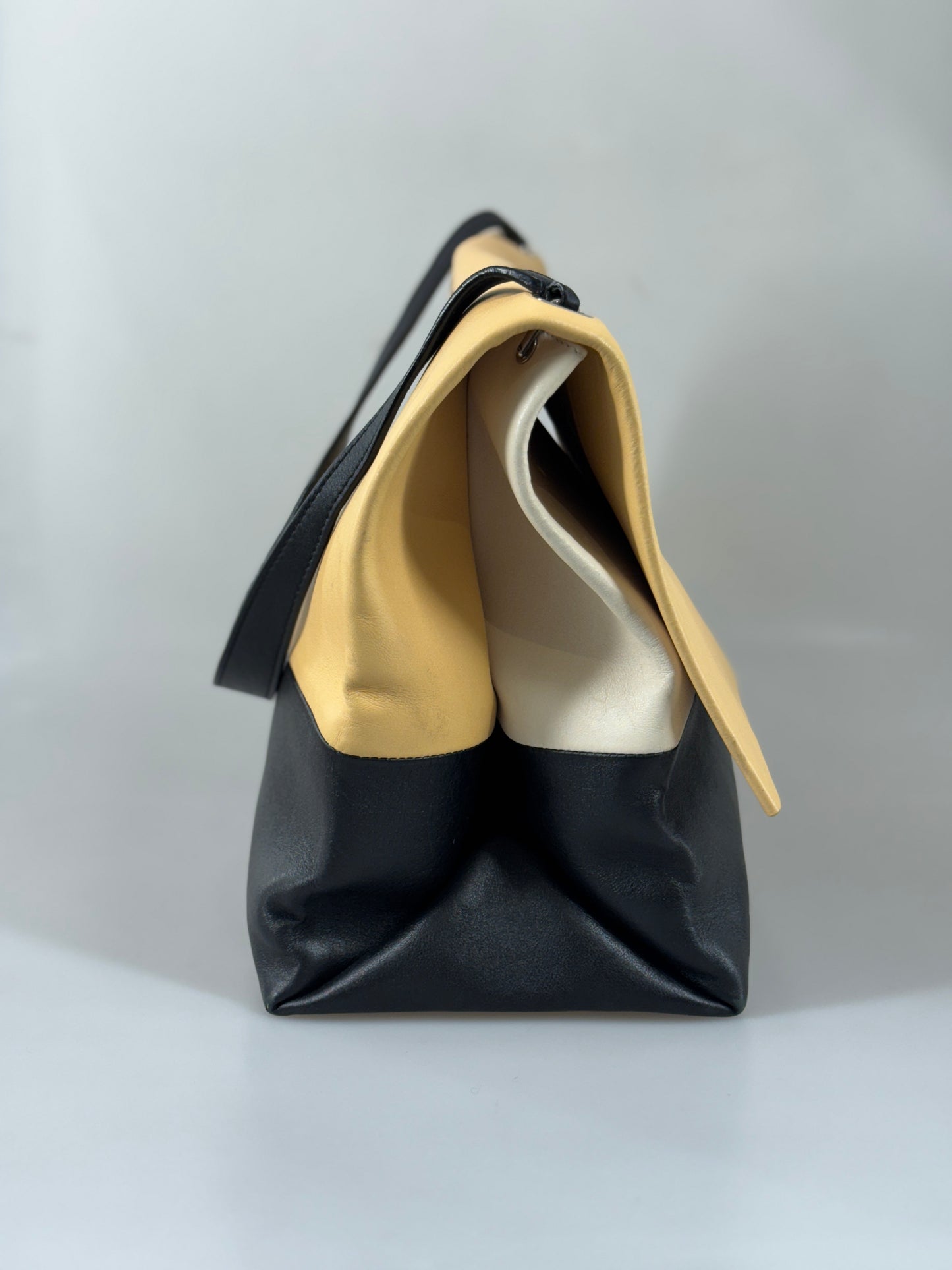Céline Cabas Phantom väska SV14875