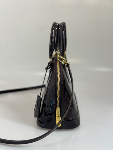 Louis Vuitton Alma BB väska SV14932