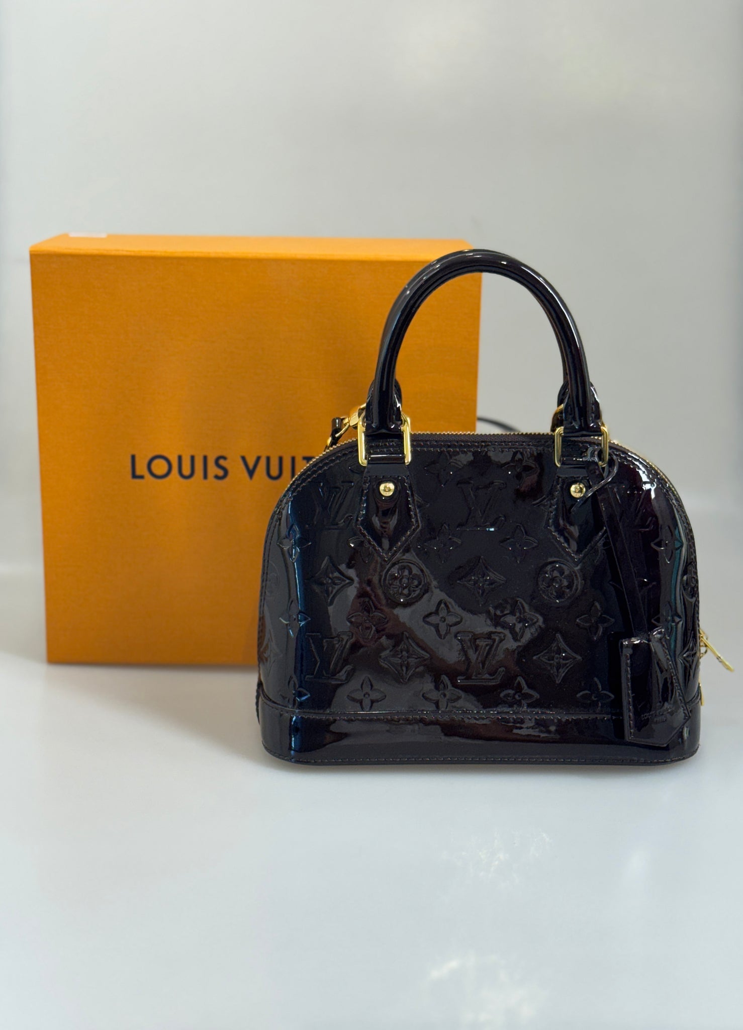 Louis Vuitton Alma BB väska SV14932