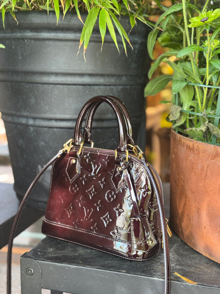 Louis Vuitton Alma BB väska SV14932