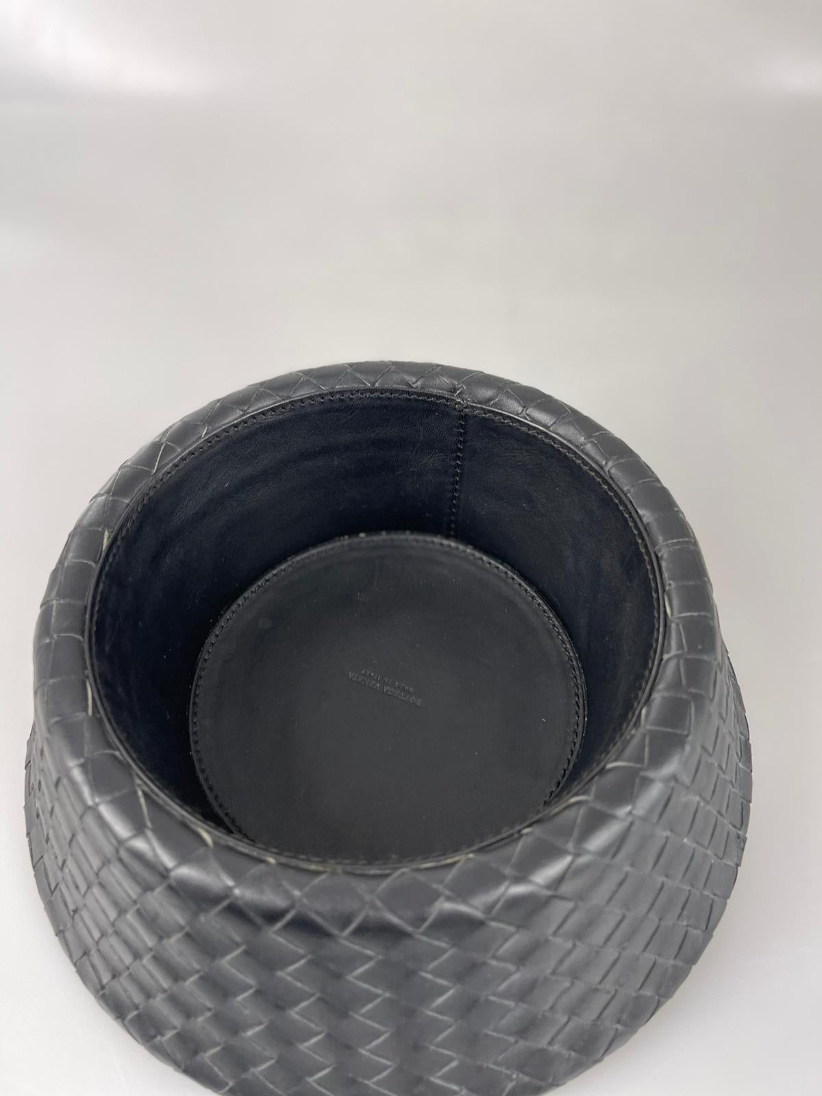 Bottega Veneta hundskål SV12148