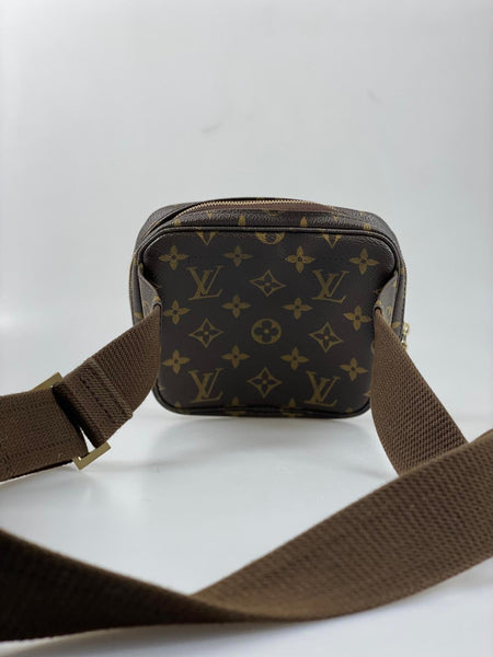 Louis Vuitton midjeväska SV13385