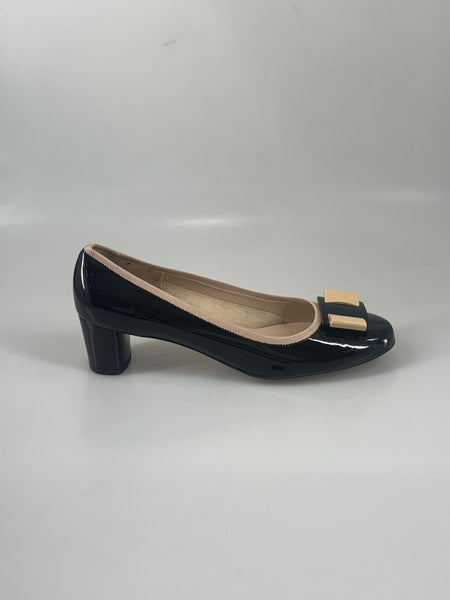 Salvatore Ferragamo pumps 41 SV15677