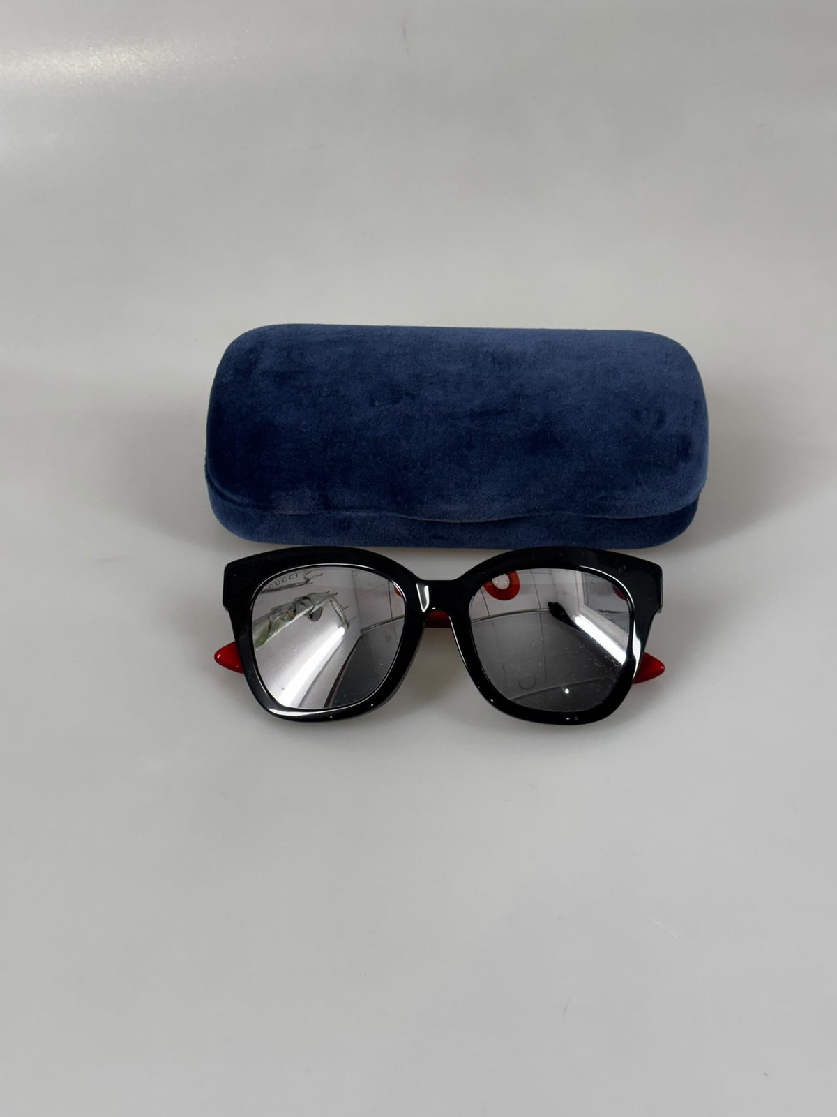 Gucci solglasögon SV16429