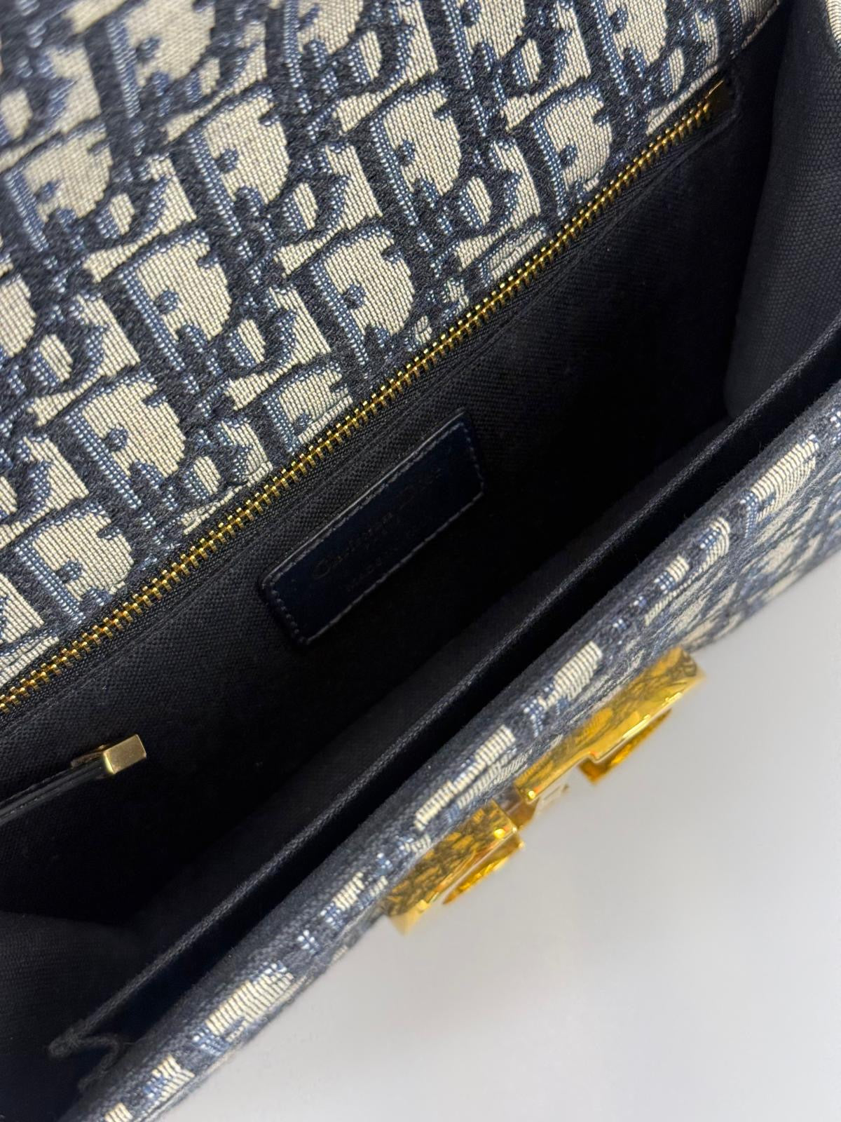 Christian Dior Oblique 30 Montaigne väska SV16190