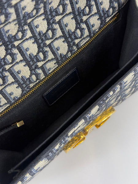 Christian Dior Oblique 30 Montaigne väska SV16190