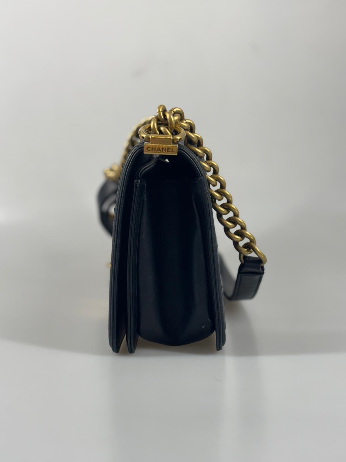 Chanel M Boy flap bag SV13542