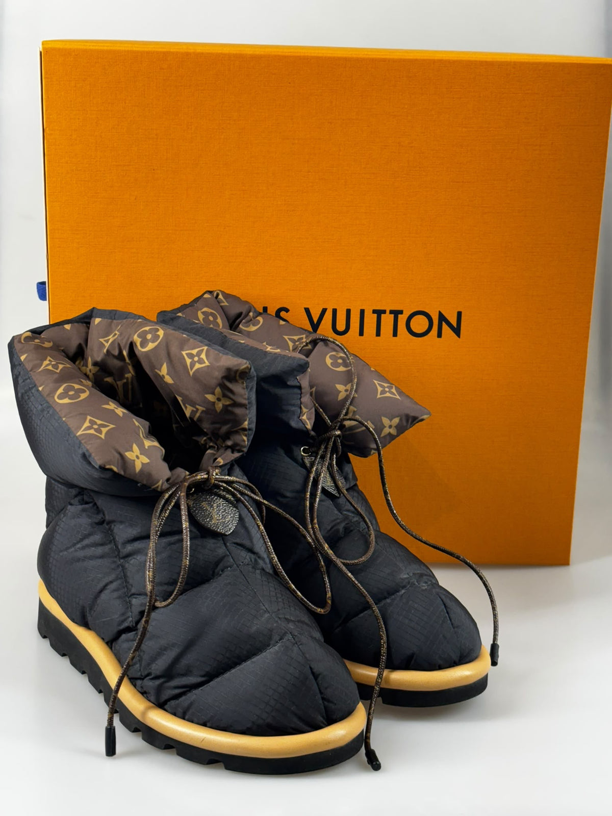 Louis Vuitton vinter boots 38 SV16532
