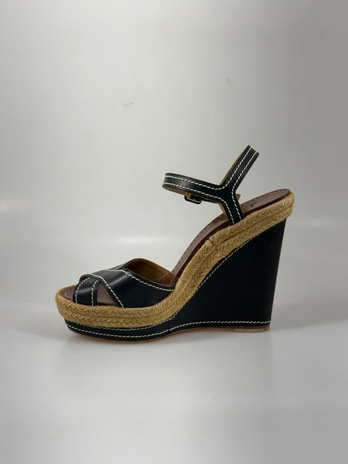 Christian Louboutin kilklackar 41 SV16153