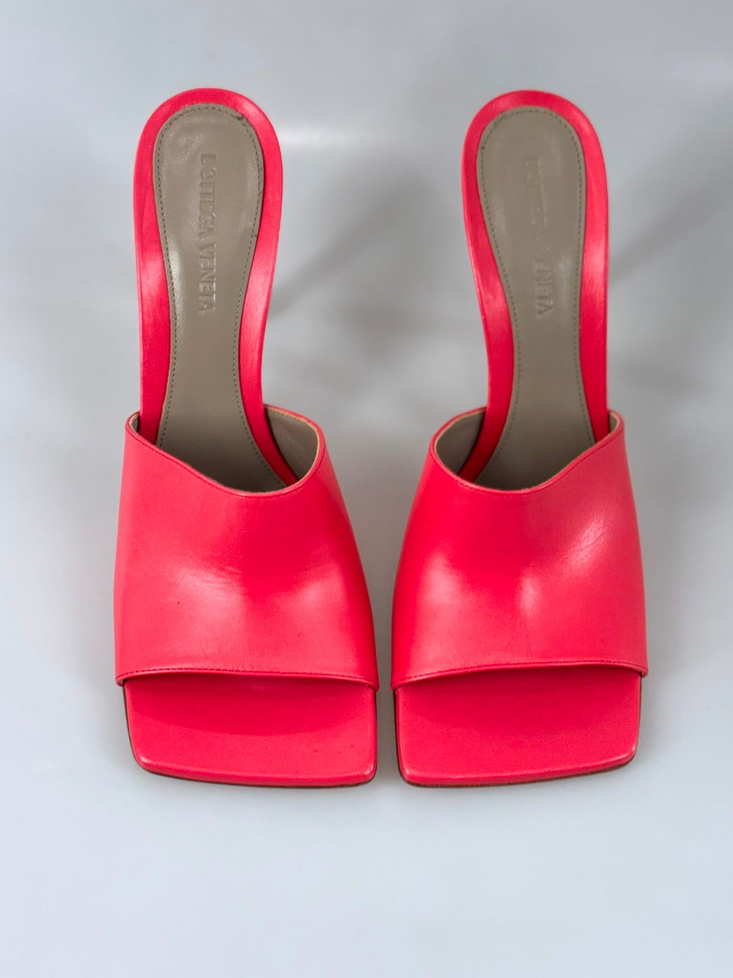 Bottega Veneta skor 39 SV16245