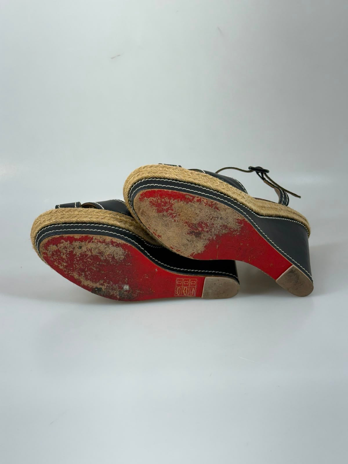 Christian Louboutin kilklackar 41 SV16153