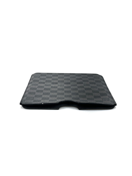 Louis Vuitton Damier Graphite mini IPad fodral SV10033