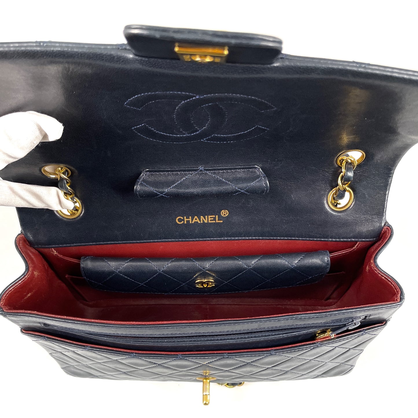 Chanel single flap mörkblå 90-tal SV8282